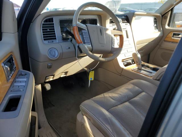 5LMFU28537LJ25182 - 2007 LINCOLN NAVIGATOR GOLD photo 8