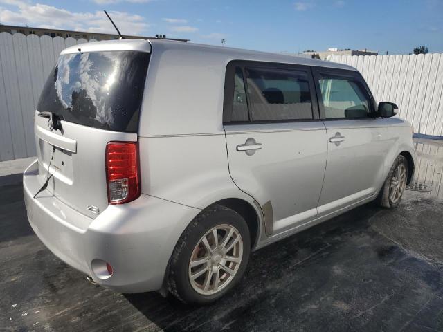 JTLZE4FE9CJ002545 - 2012 TOYOTA SCION XB 银色 照片 3