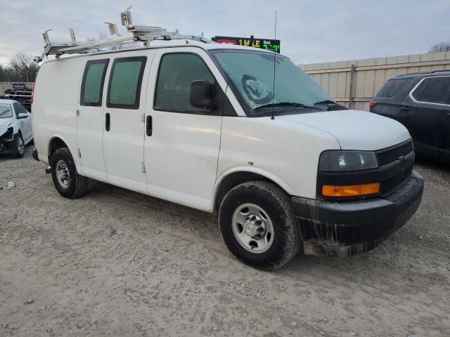 1GCWGAFP1J1183498 - 2018 CHEVROLET EXPRESS G2 白色 照片 4