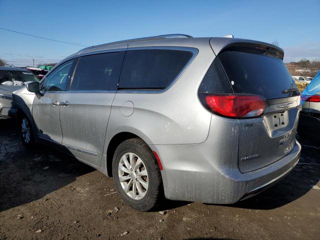 2C4RC1BG6JR261798 - 2018 CHRYSLER PACIFICA TOURING L SILVER photo 2