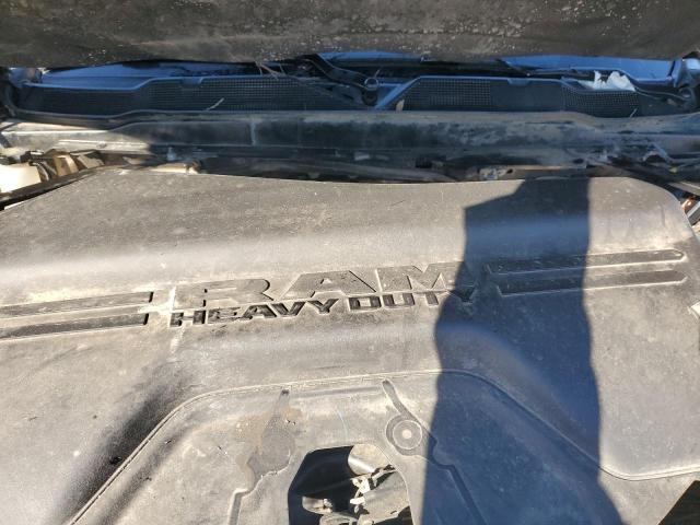 3C7WRTAJ9NG304975 - 2022 RAM 3500 GRAY photo 11