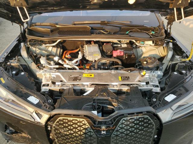 WB523CF00SCT18853 - 2025 BMW IX XDRIVE50 BLACK photo 12
