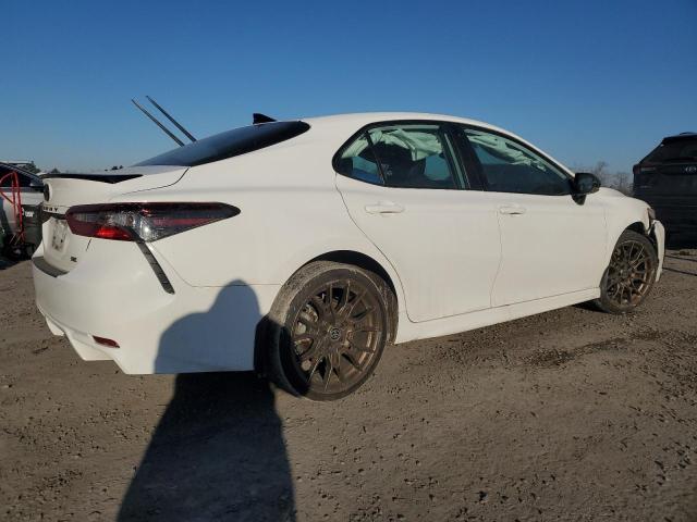 4T1T31AK3PU054109 - 2023 TOYOTA CAMRY SE NIGHT SHADE WHITE photo 3