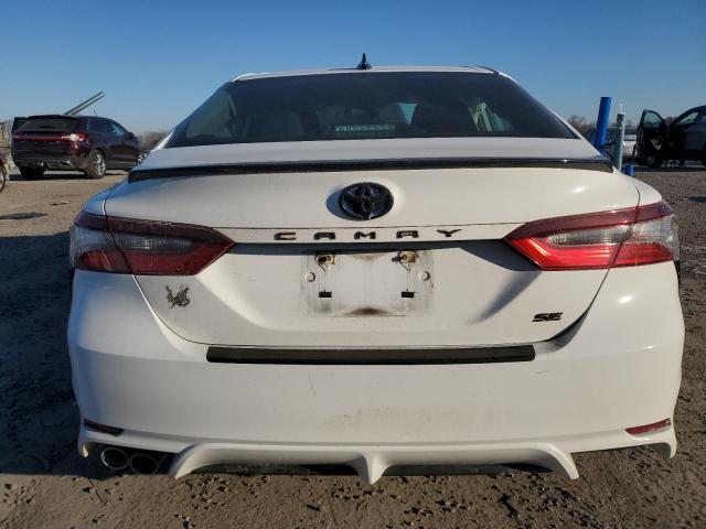 4T1T31AK3PU054109 - 2023 TOYOTA CAMRY SE NIGHT SHADE WHITE photo 6
