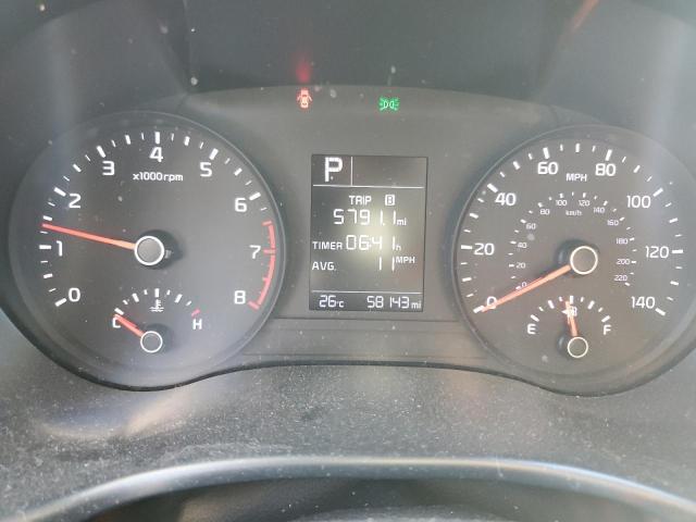 3KPA24AB9JE065721 - 2018 KIA RIO LX WHITE photo 9