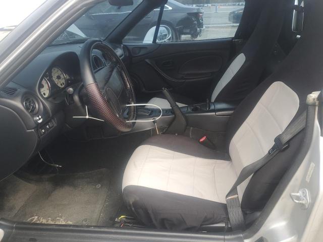 JM1NB353020221914 - 2002 MAZDA MX-5 MIATA BASE GRAY photo 7
