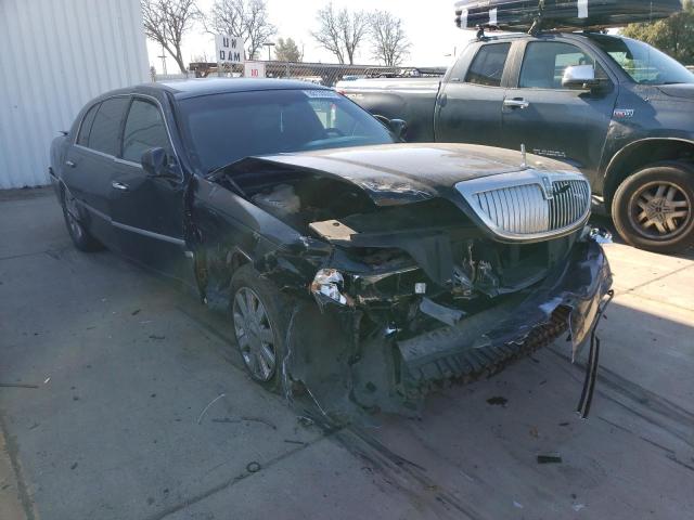 1LNHM84W35Y660056 - 2005 LINCOLN TOWN CAR EXECUTIVE L BLACK photo 4