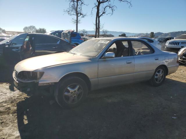 1995 LEXUS ES 300, 