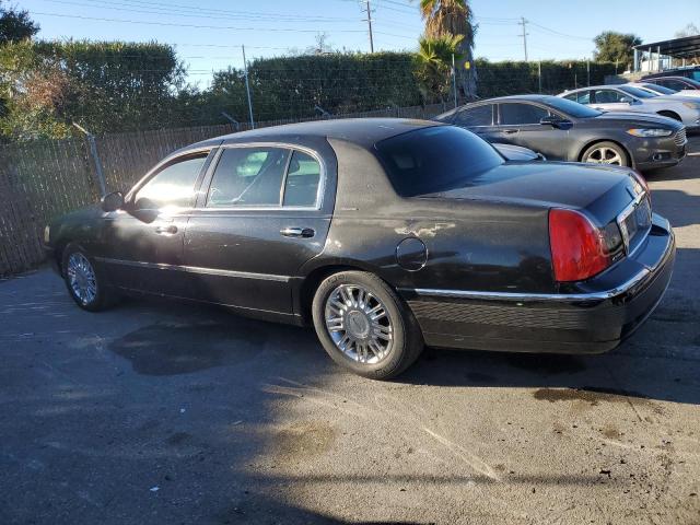 2LNHM84W58X659575 - 2008 LINCOLN TOWN CAR EXECUTIVE L BLACK photo 2