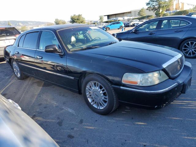 2LNHM84W58X659575 - 2008 LINCOLN TOWN CAR EXECUTIVE L BLACK photo 4