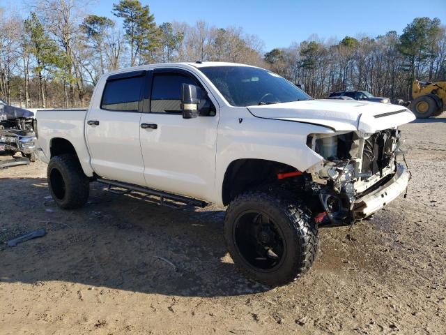 5TFAY5F17EX336785 - 2014 TOYOTA TUNDRA CREWMAX PLATINUM WHITE photo 4