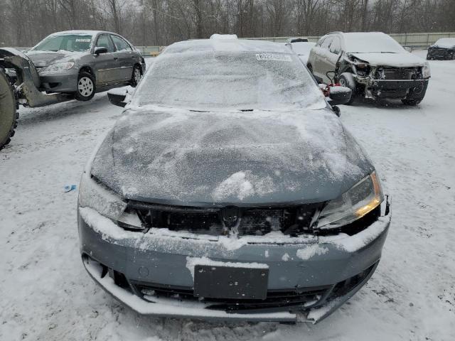 3VW2K7AJ3EM232144 - 2014 VOLKSWAGEN JETTA BASE ნაცრისფერი ფოტო 5