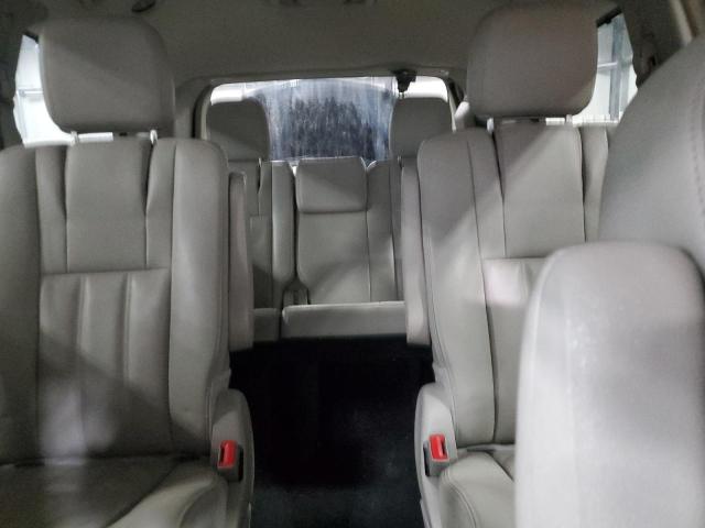 2C4RC1BG2FR629921 - 2015 CHRYSLER TOWN & COU TOURING SILVER photo 10