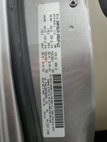 2C4RC1BG2FR629921 - 2015 CHRYSLER TOWN & COU TOURING SILVER photo 13