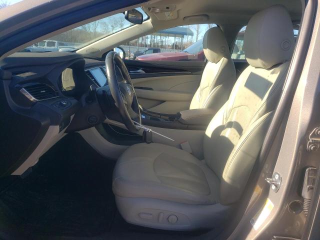 1G4ZP5SS9JU144425 - 2018 BUICK LACROSSE ESSENCE SILVER photo 7