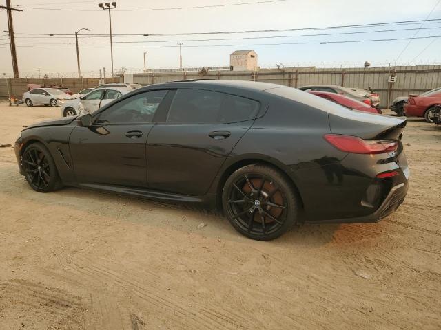 WBAGV8C02NCK08667 - 2022 BMW M850XI BLACK photo 2