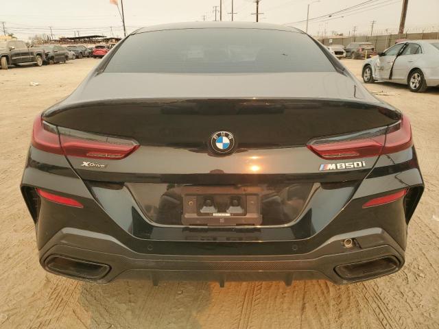 WBAGV8C02NCK08667 - 2022 BMW M850XI BLACK photo 6
