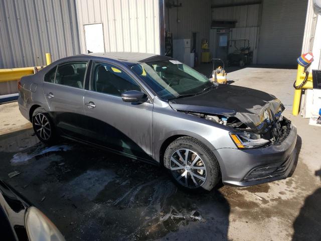 3VWDB7AJ7JM224194 - 2018 VOLKSWAGEN JETTA SE GRAY photo 4