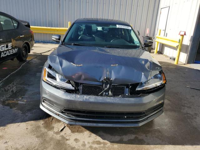 3VWDB7AJ7JM224194 - 2018 VOLKSWAGEN JETTA SE GRAY photo 5