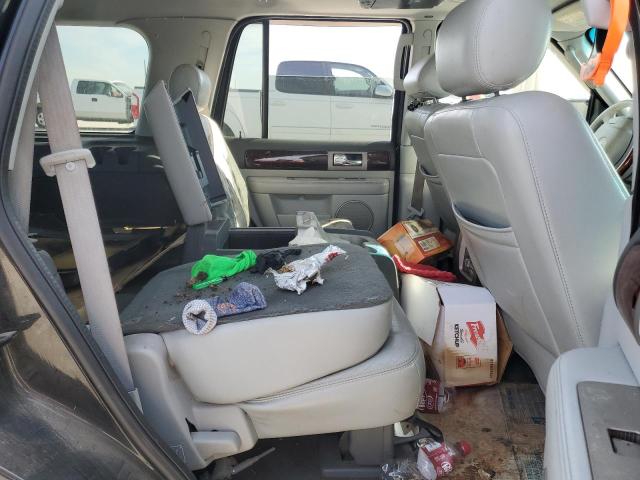 5LMFU285X5LJ11745 - 2005 LINCOLN NAVIGATOR 黑色 照片 11