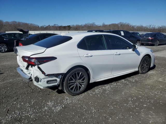 4T1G11AK3RU882249 - 2024 TOYOTA CAMRY SE NIGHT SHADE WHITE photo 3