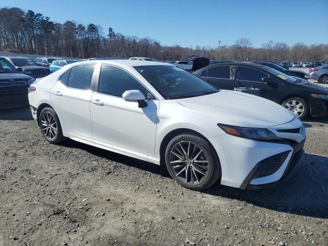 4T1G11AK3RU882249 - 2024 TOYOTA CAMRY SE NIGHT SHADE WHITE photo 4