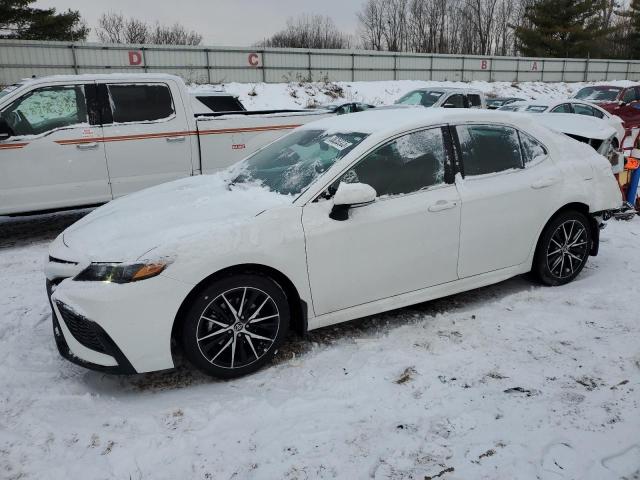 4T1T11AK8PU811477 - 2023 TOYOTA CAMRY SE NIGHT SHADE WHITE photo 1