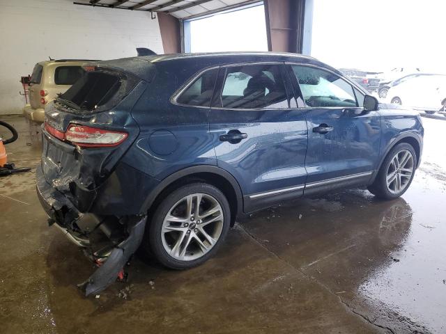 5LMCJ3D92HUL55639 - 2017 LINCOLN MKC RESERVE ლურჯი ფოტო 3
