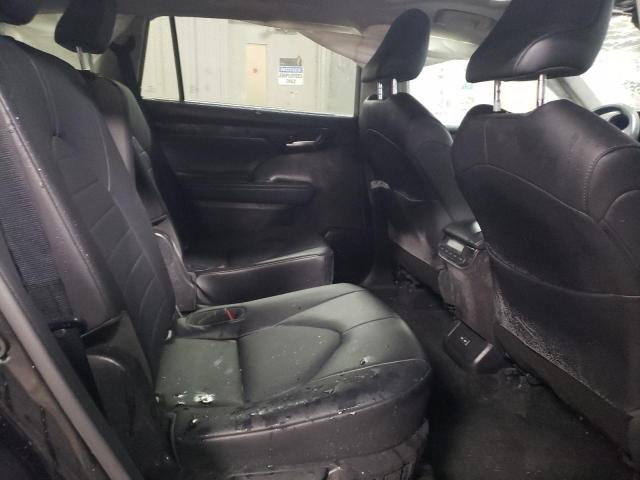 5TDGZRBH4NS195102 - 2022 TOYOTA HIGHLANDER XLE BLACK photo 10