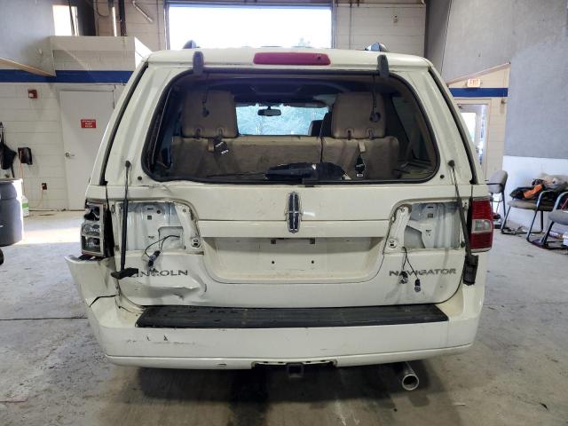 5LMFU28578LJ11688 - 2008 LINCOLN NAVIGATOR თეთრი ფოტო 6