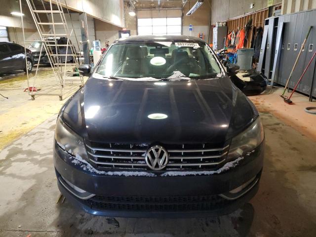 1VWCS7A39EC017522 - 2014 VOLKSWAGEN PASSAT SEL Mavi foto 5