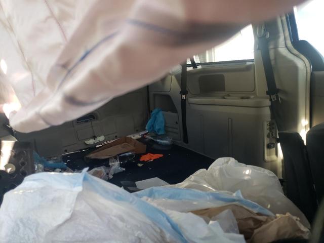 2A4RR8DG7BR759220 - 2011 CHRYSLER TOWN & COU TOURING L BLUE photo 11