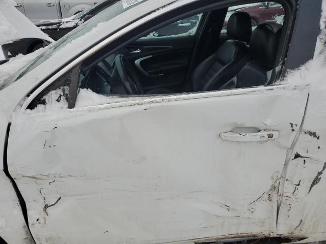 2G4GV5GXXG9174895 - 2016 BUICK REGAL GS WHITE photo 7