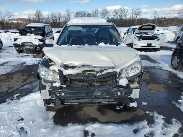 JF2SJAEC4JH563118 - 2018 SUBARU FORESTER 2.5I PREMIUM 白色 照片 5