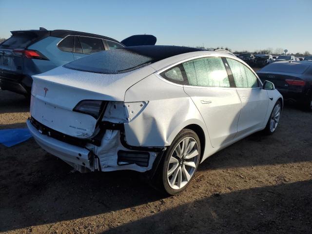 5YJ3E1EB0JF098092 - 2018 TESLA MODEL 3 Beyaz fotoğraf 3