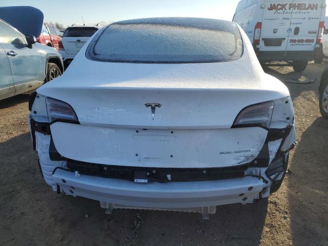 5YJ3E1EB0JF098092 - 2018 TESLA MODEL 3 Beyaz fotoğraf 6