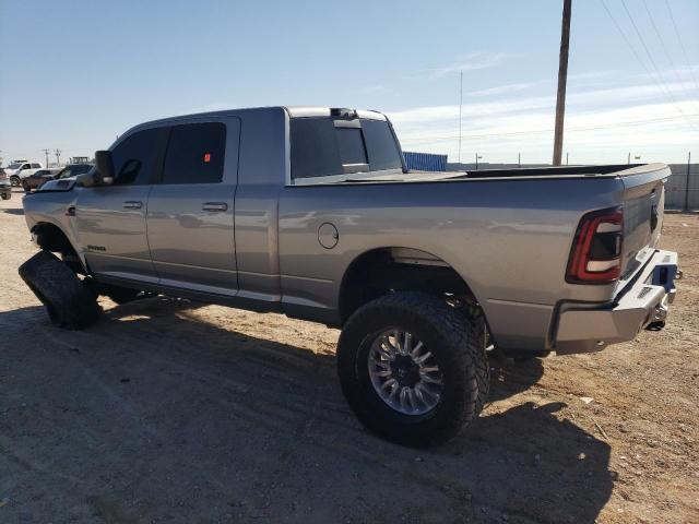 3C6UR5ML6NG342037 - 2022 RAM 2500 BIG HORN/LONE STAR SILVER photo 2