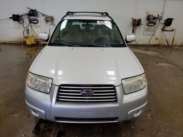 JF1SG67667H711687 - 2007 SUBARU FORESTER 2.5X LL BEAN WHITE photo 5