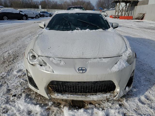 JF1ZNAA13D2727347 - 2013 TOYOTA SCION FR-S WHITE photo 5