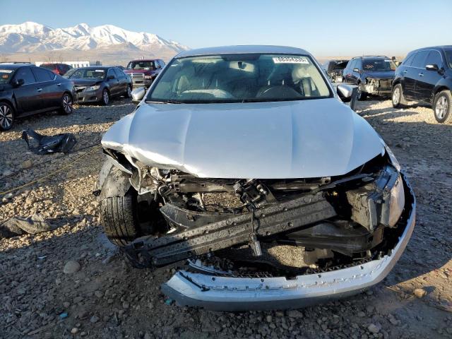 1VWDT7A34HC025727 - 2017 VOLKSWAGEN PASSAT R-LINE ნაცრისფერი ფოტო 5