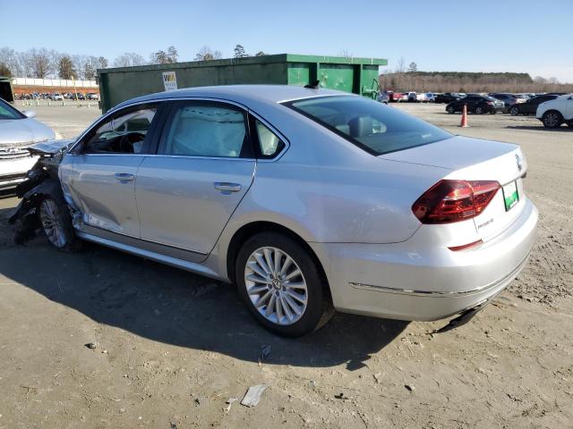 1VWBT7A36HC007074 - 2017 VOLKSWAGEN PASSAT SE SILVER photo 2
