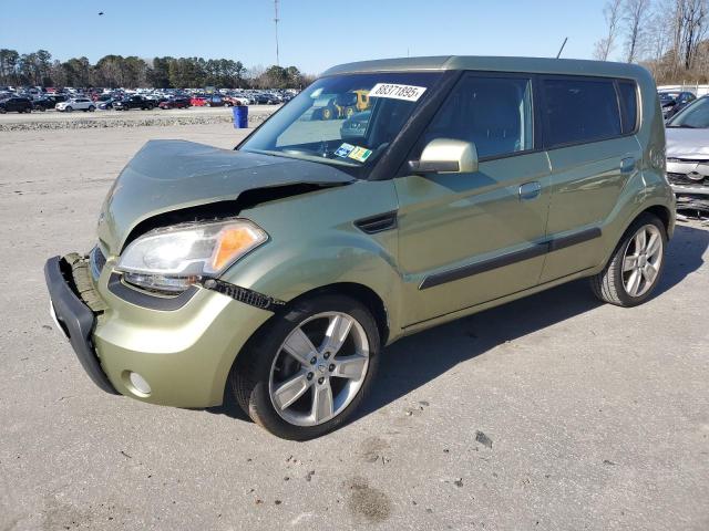 KNDJT2A21A7065696 - 2010 KIA SOUL + GREEN photo 1