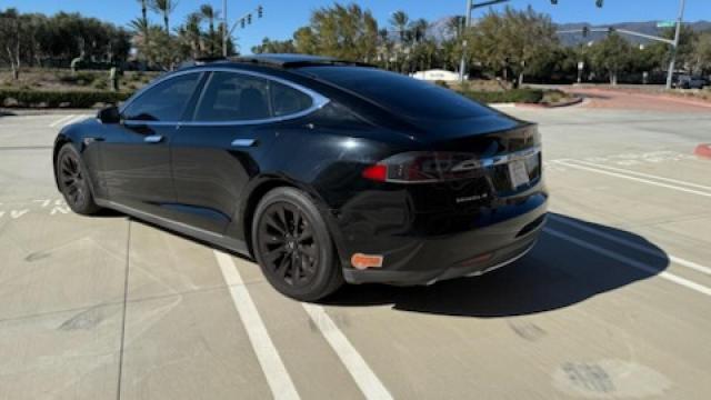 5YJSA1E18GF124509 - 2016 TESLA MODEL S Qara foto 3