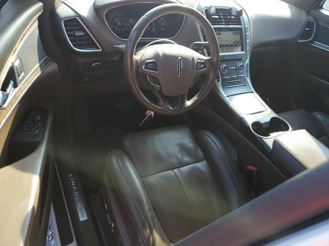 2LMTJ6LR8GBL47477 - 2016 LINCOLN MKX RESERVE WHITE photo 8