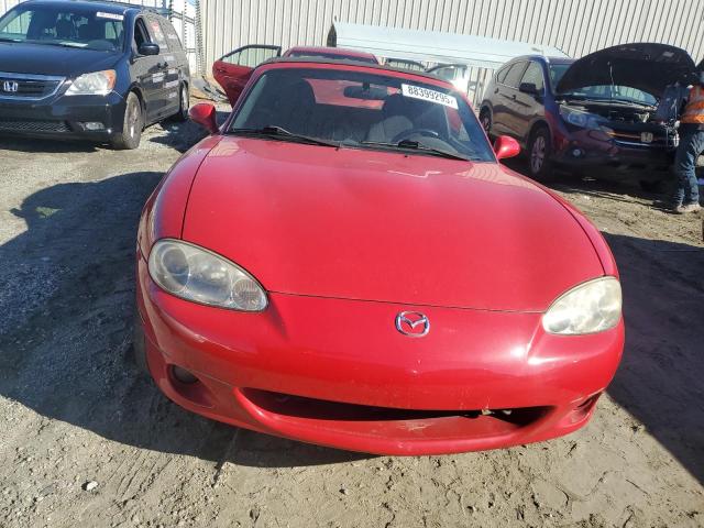 JM1NB353250411315 - 2005 MAZDA MX-5 MIATA BASE RED photo 5