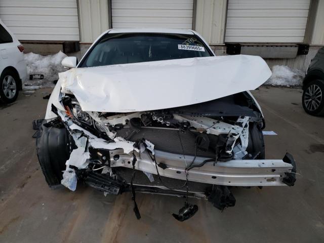 4T1T11BK5PU102780 - 2023 TOYOTA CAMRY SE NIGHT SHADE WHITE photo 5