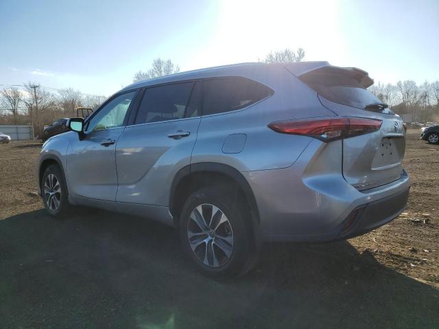 5TDHZRBH7LS509410 - 2020 TOYOTA HIGHLANDER XLE SILVER photo 2