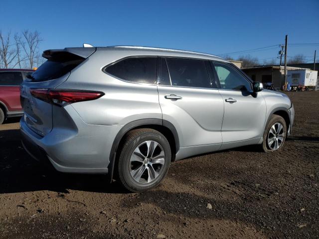 5TDHZRBH7LS509410 - 2020 TOYOTA HIGHLANDER XLE SILVER photo 3