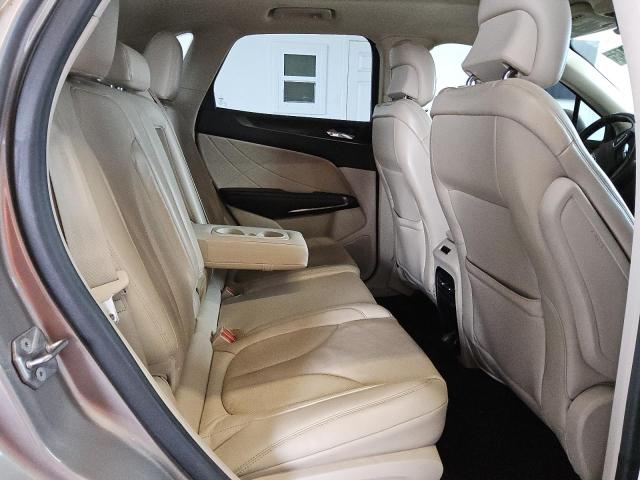 5LMTJ3DH3JUL18368 - 2018 LINCOLN MKC RESERVE ვერცხლისფერი ფოტო 10