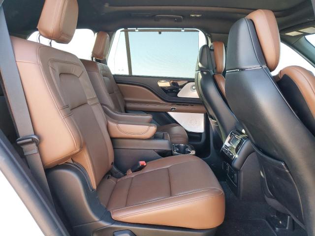 5LM5J7XC8NGL10514 - 2022 LINCOLN AVIATOR RESERVE თეთრი ფოტო 11